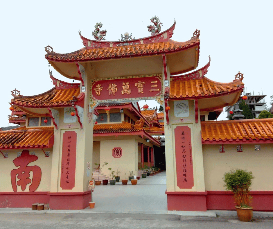 Sam Poh Temple